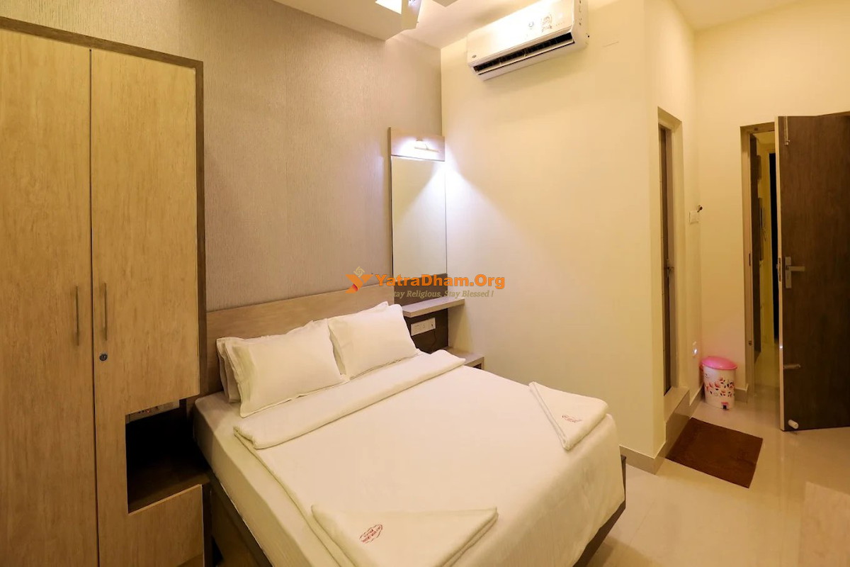 Hotel Jayam - Palani 2 Bed Room View