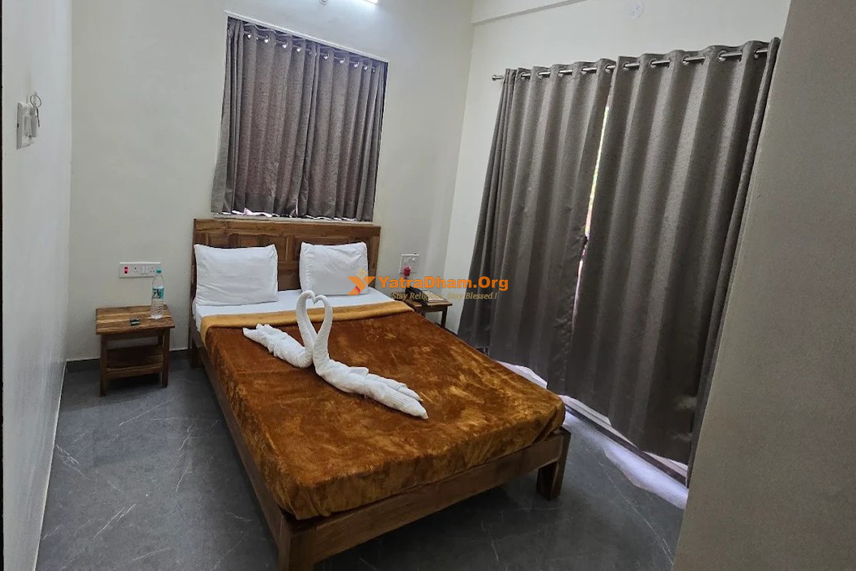Hotel Rajmahal Palace - Bhimashankar 2 Bed Room View