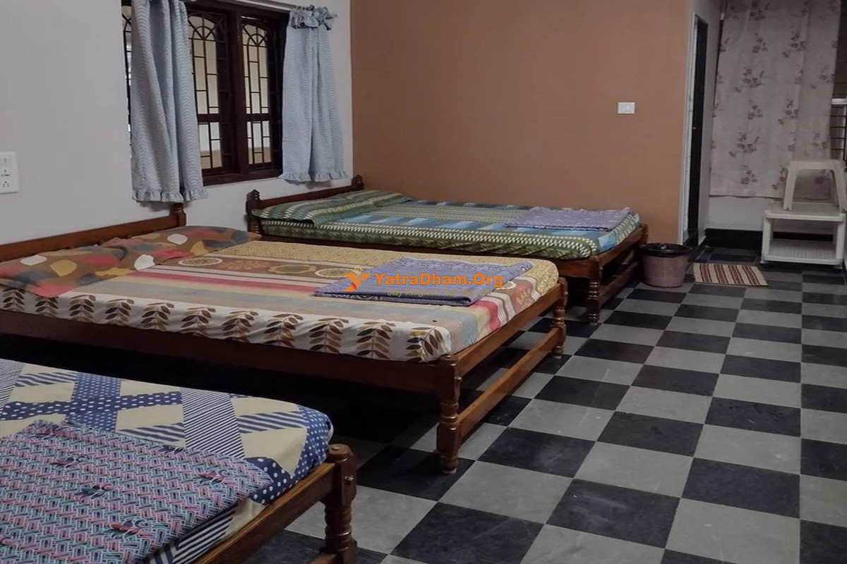 Padmashree Lodge - Hornadu  6 Bed Room View