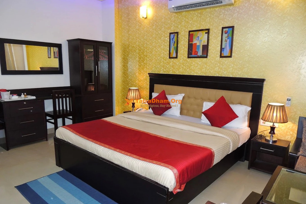 Hotel Yog Vashishth - Rishikesh 2 Bed Room View