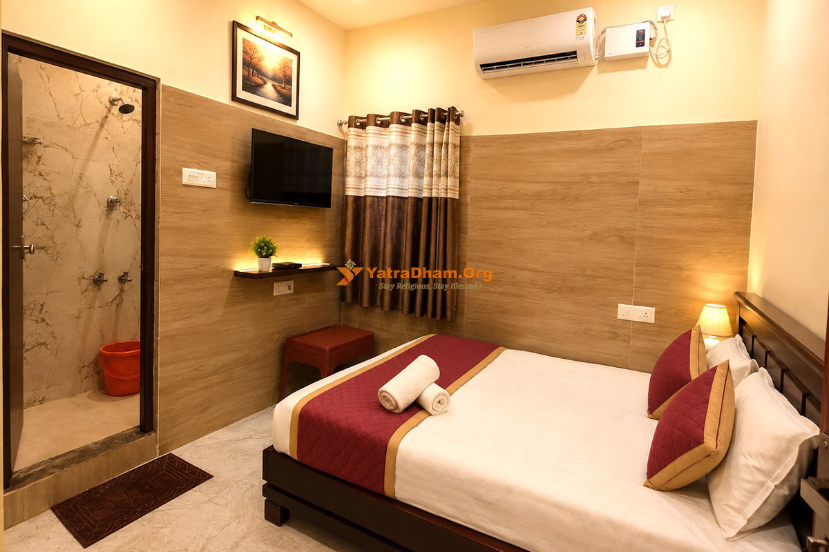 Hotel Vamsi Residency - Palani 2 Bed Room View