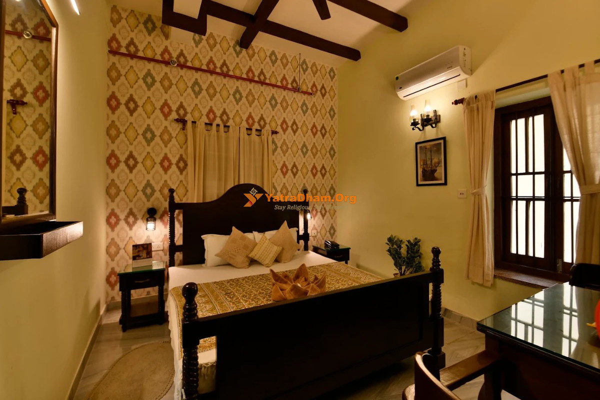 Eennra Oiitijhyya Kolkata 2 Bed Room View