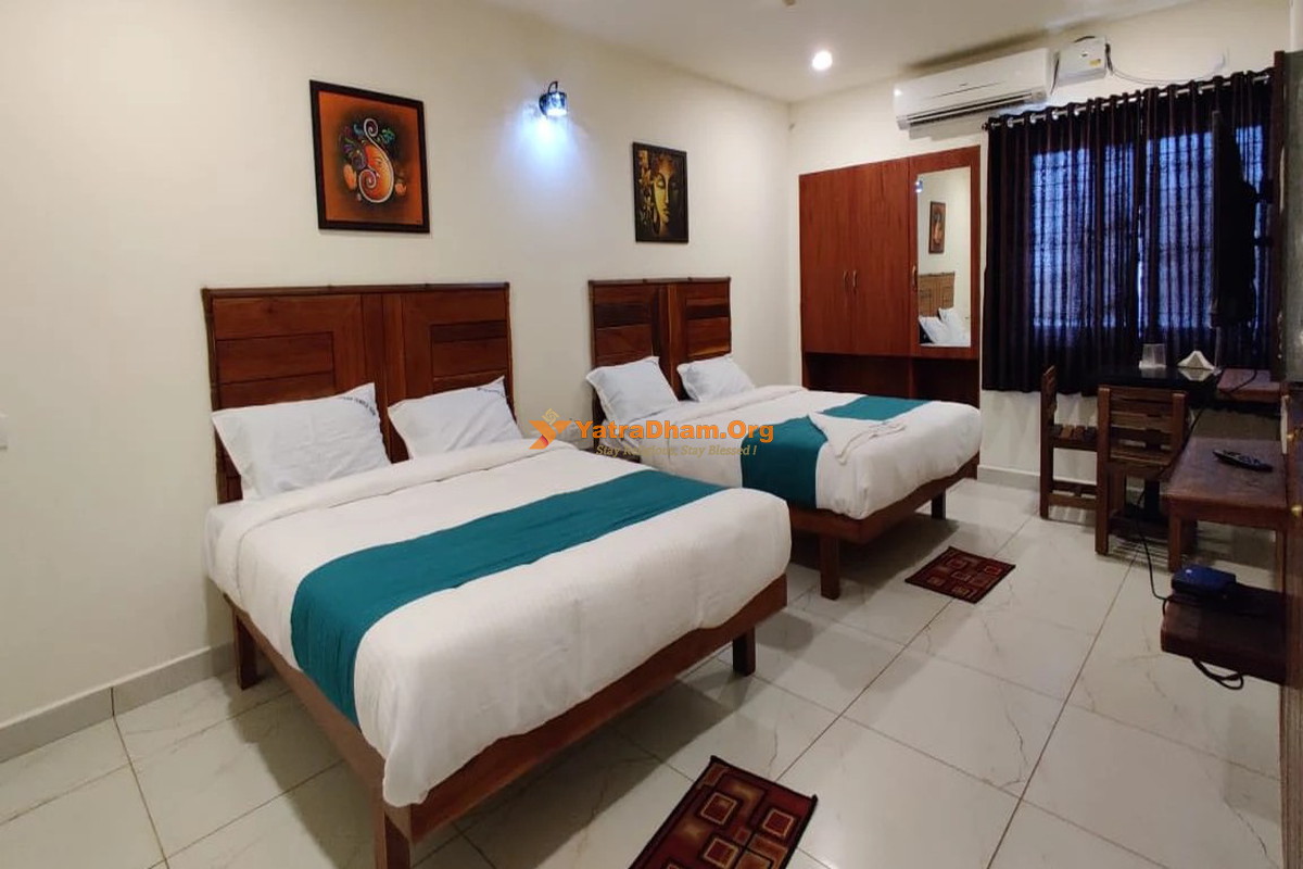 Velan Temple View - Palani 3 Bed Room View