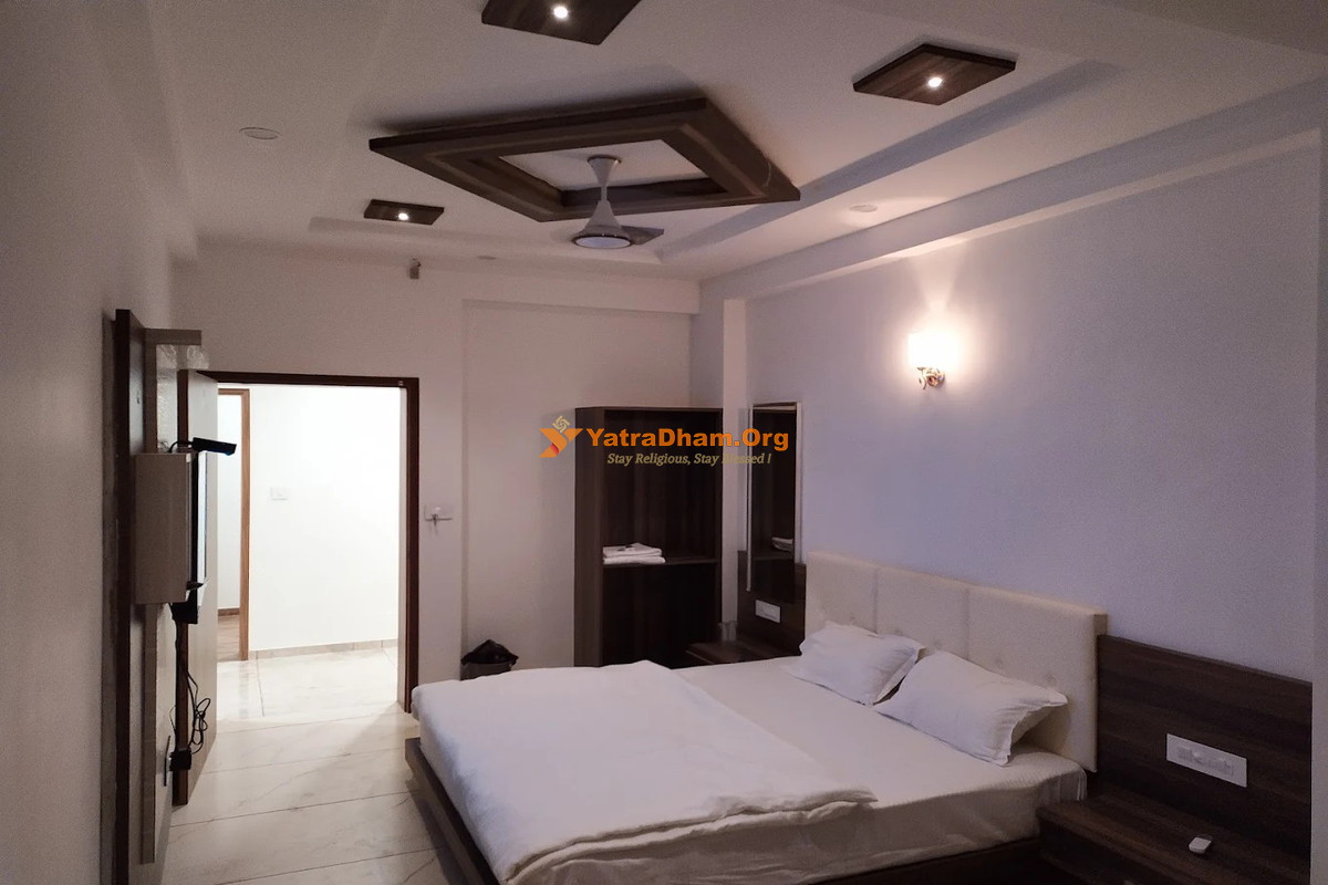 The Grand Shiva Hotel Gondal Room View