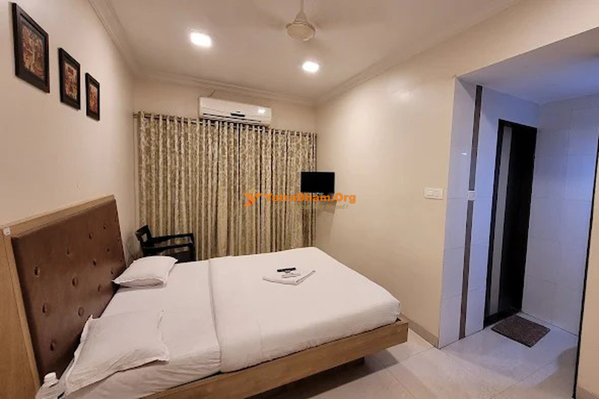 Hotel Maratha Palace Satara Room