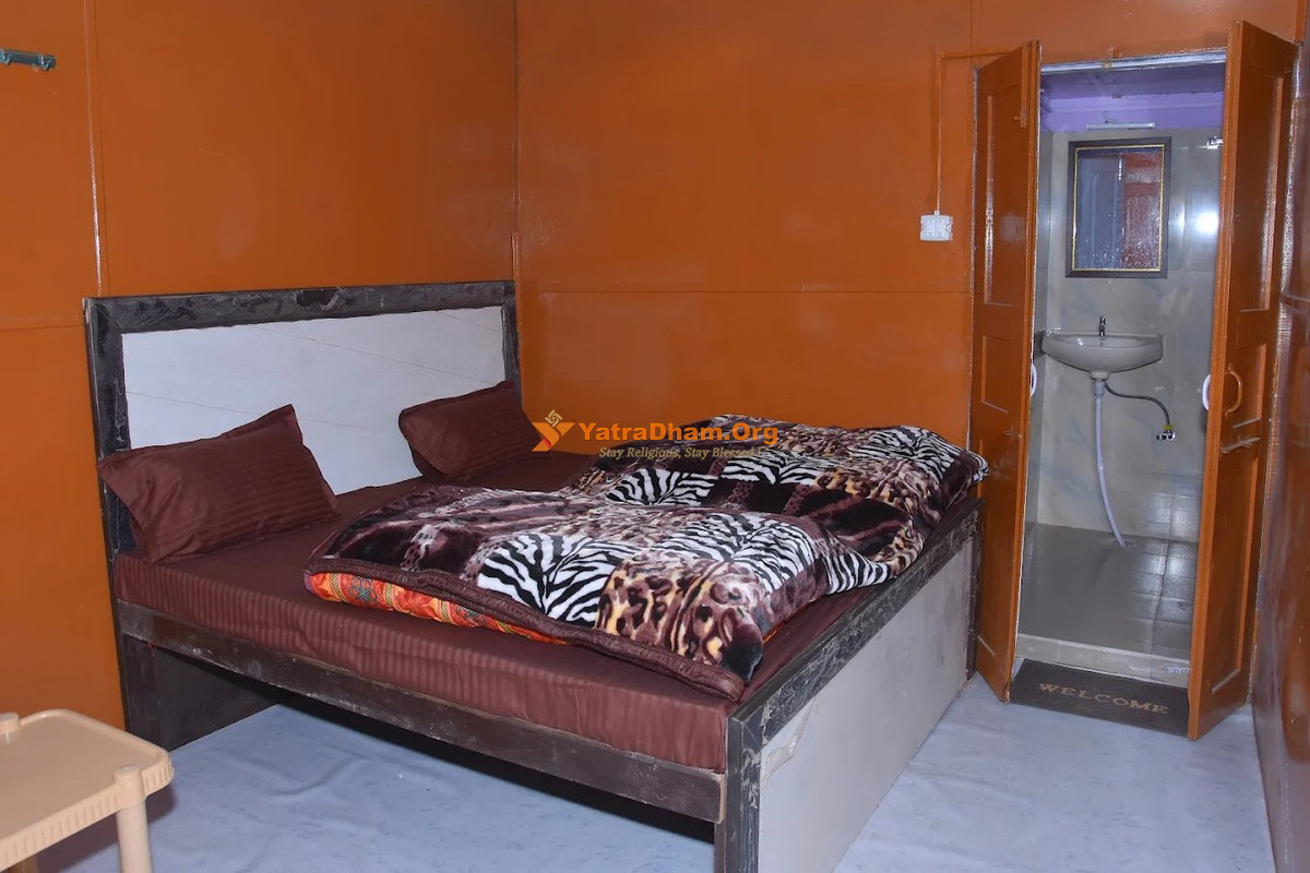 Bhajan Ashram -Badrinath 2 Bed Room View