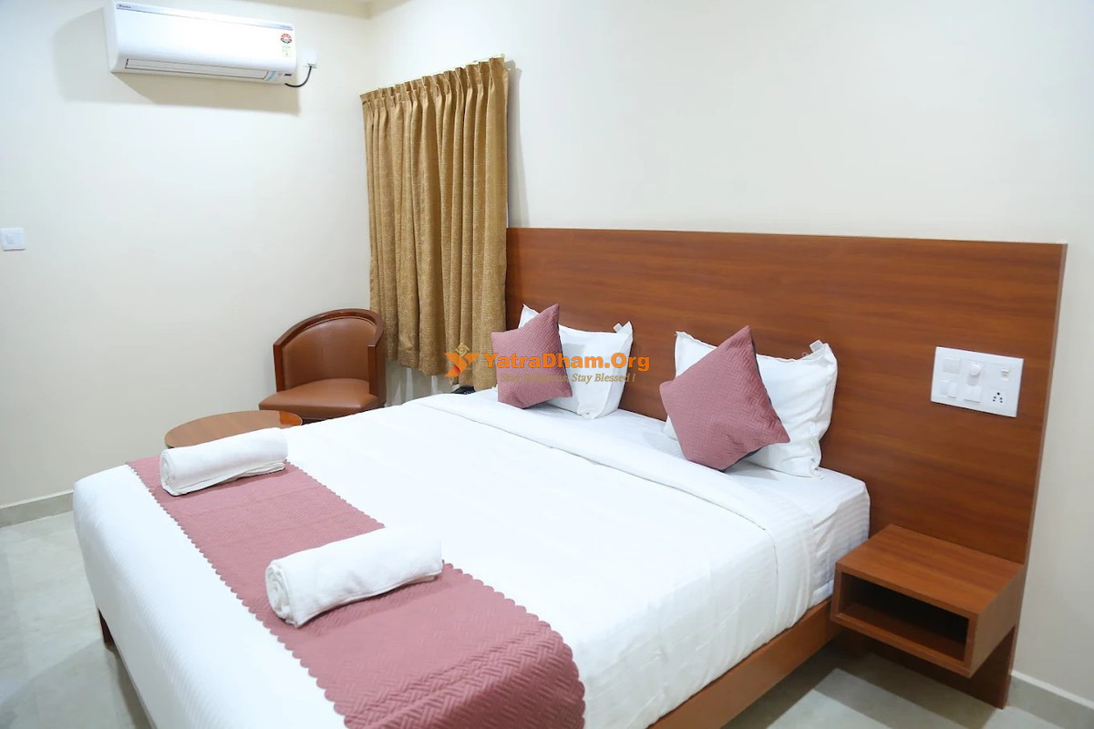 Hotel Balaji Green Park - Tirupati 2 Bed Room View