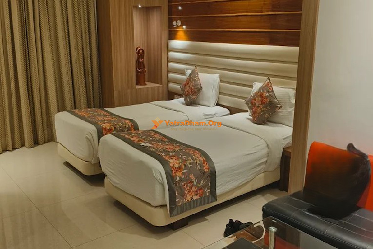 Hotel Niharika - Kolkata 2 Bed Room View