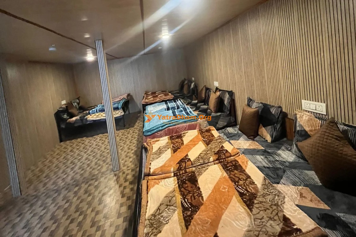Amazing Luxury Stay Kedarnath - Kedarnath 8 Bed Room View