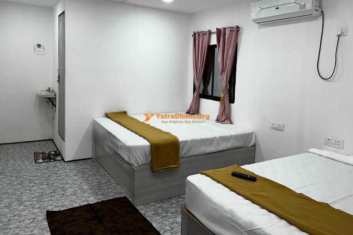 White View Resort - Mantralayam 4 Bed Room View