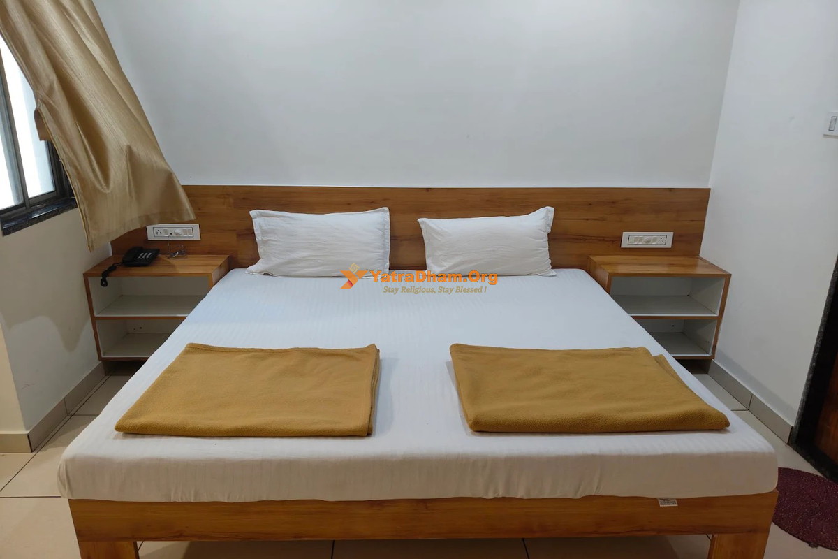 Ayodhya Bhavan Dwarka Room View
