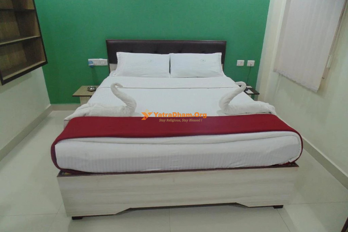 Hotel Shri Hari Residency - Kanchipuram  2 Bed Room View