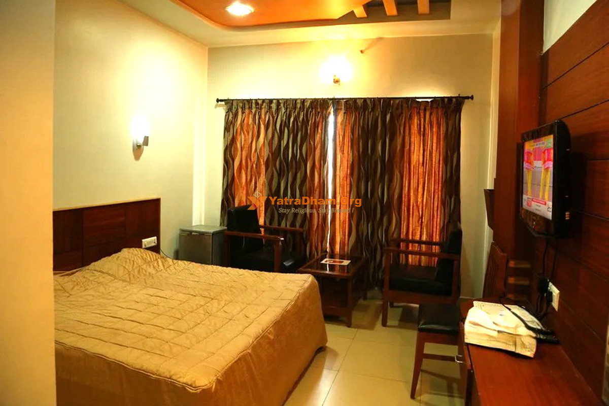 Hotel Vijetha Inn Srikakulam 2 Bed Room