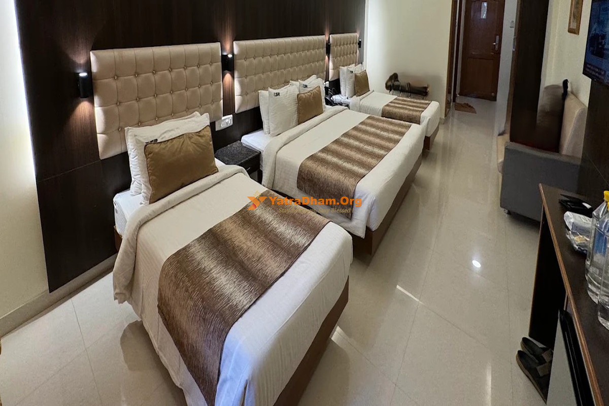 Hotel S R - Tiruchendur 4 Bed Room View