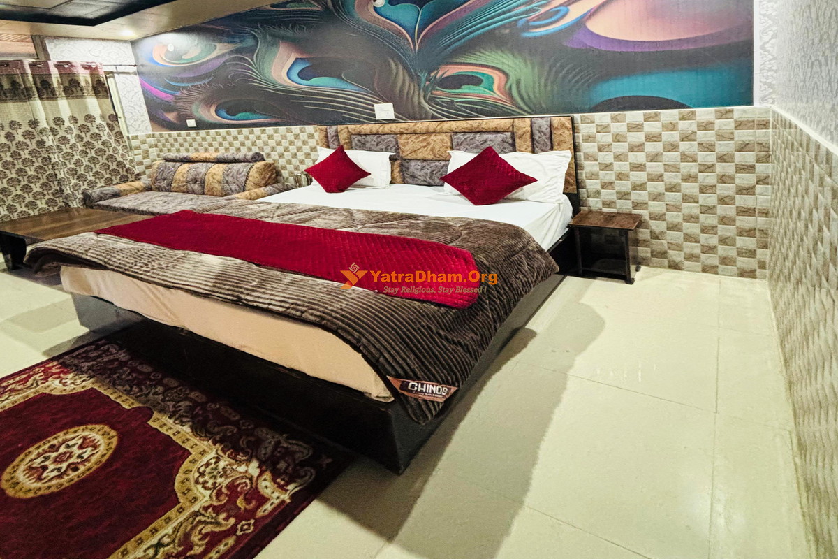 Tirath Niwas Kharsali Yamunotri Room