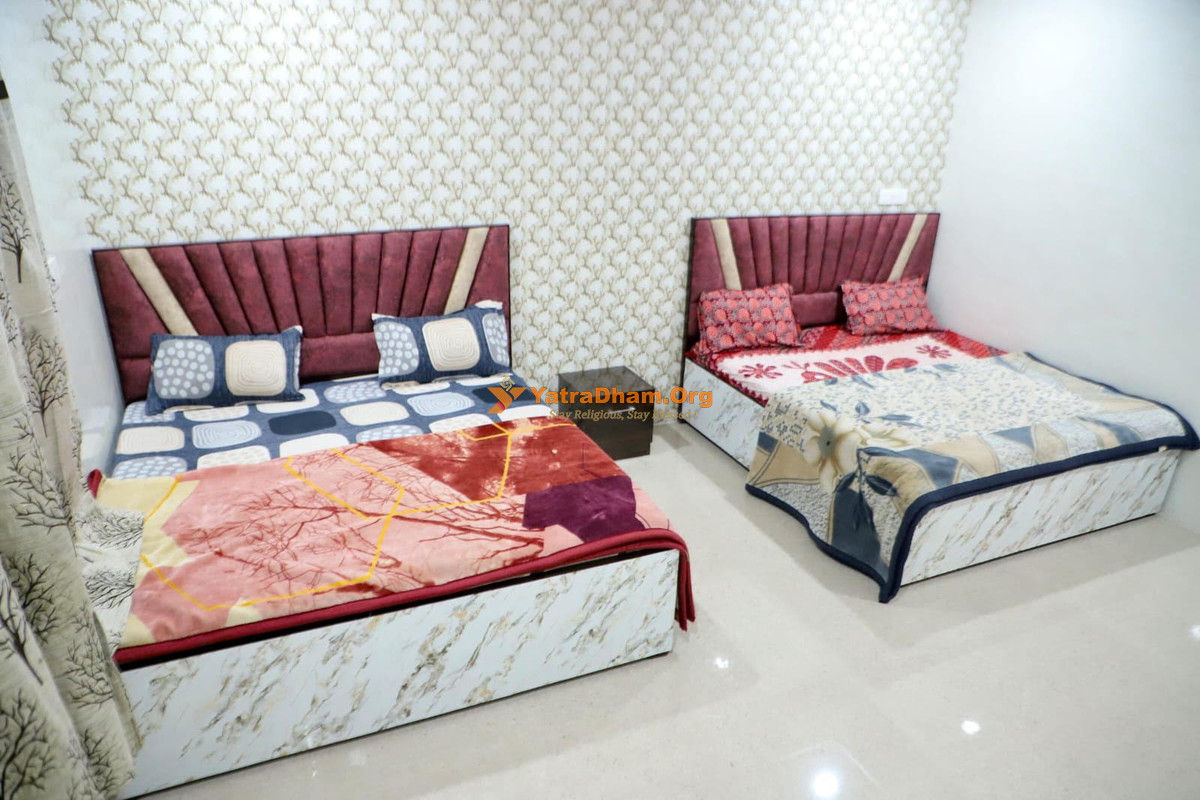 Mithila Kunj Bhavan Vrindavan 4 Bed Room