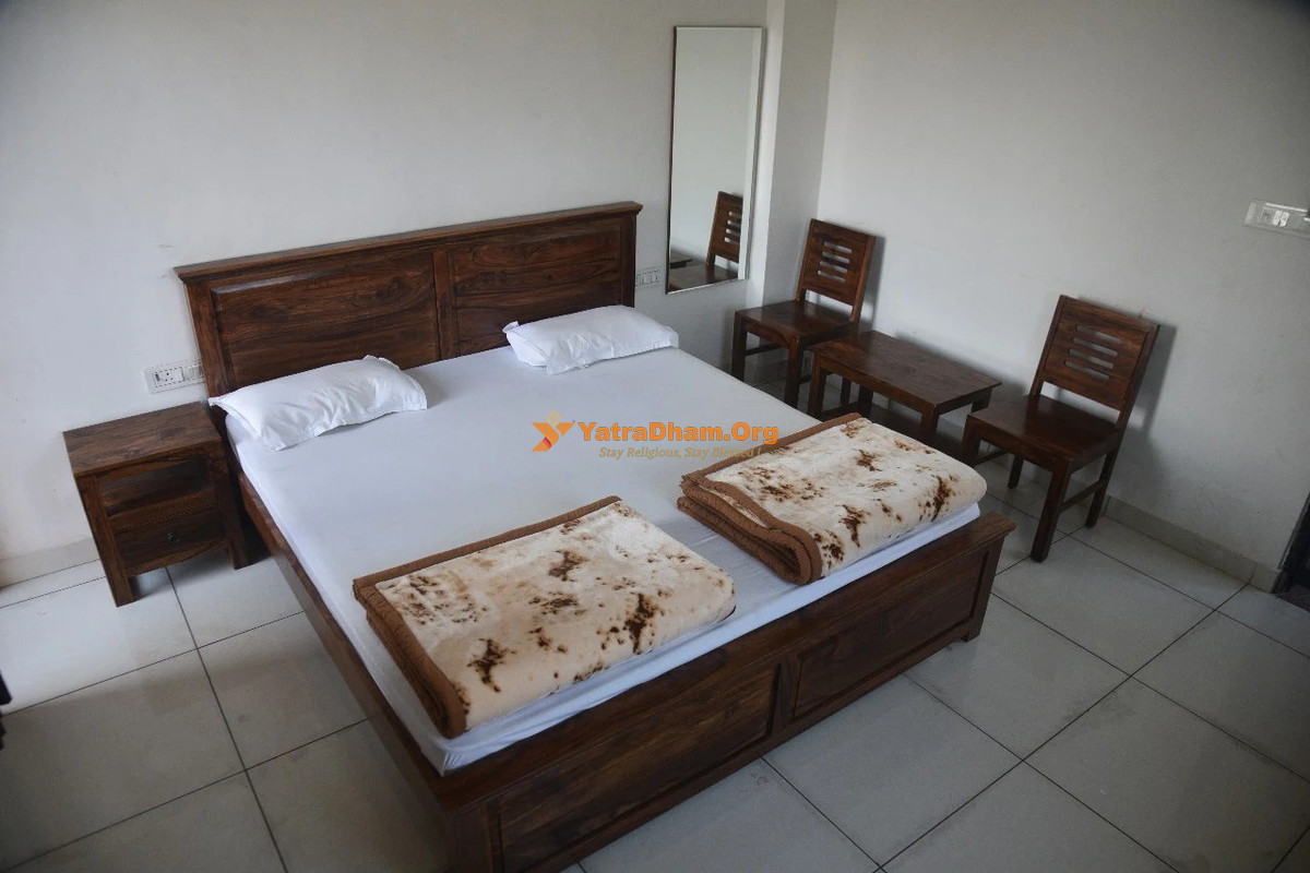 Swarnakaar  Bhawan Pushkar 2 Bed AC Room