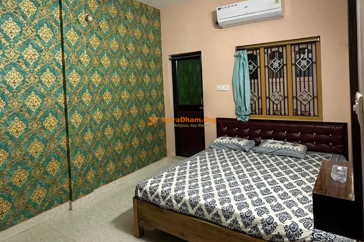 Gouri Govinda Niwas - Jagannath Puri 2 Bed Room View
