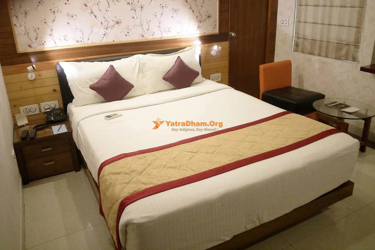 Hotel Niharika - Kolkata 2 Bed Room View
