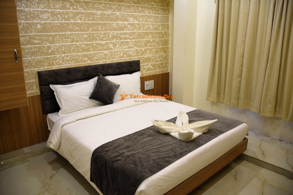 Hotel Riza Vadnagar 2 Bed Room