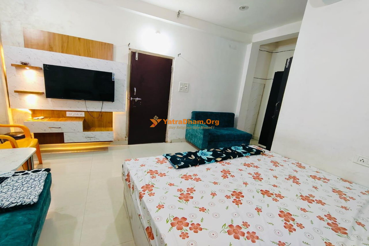 Hotel Shree Siddhivinayak Ujjain 3 Bed Room View
