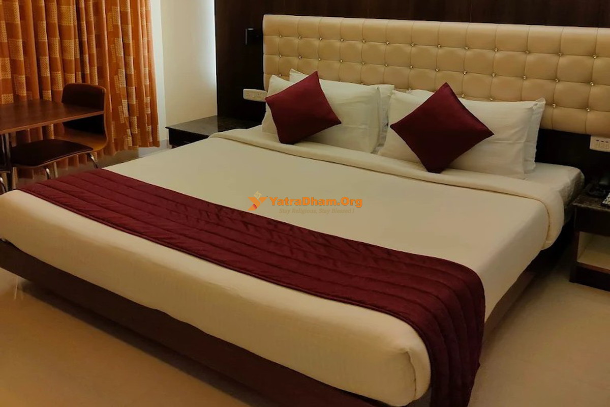 Hotel S R - Tiruchendur 4 Bed Room View
