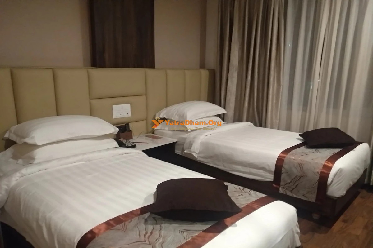 Hotel CR Grande Madurai Room