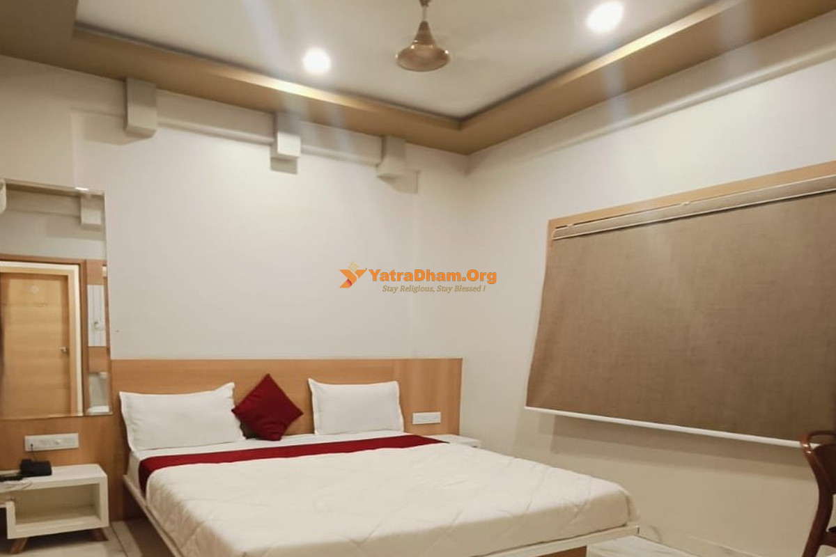 Hotel Niranta Somnath 2 Bed AC Room View