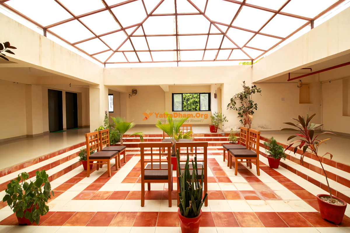 Toran Tourist Bungalow Dwarka Building