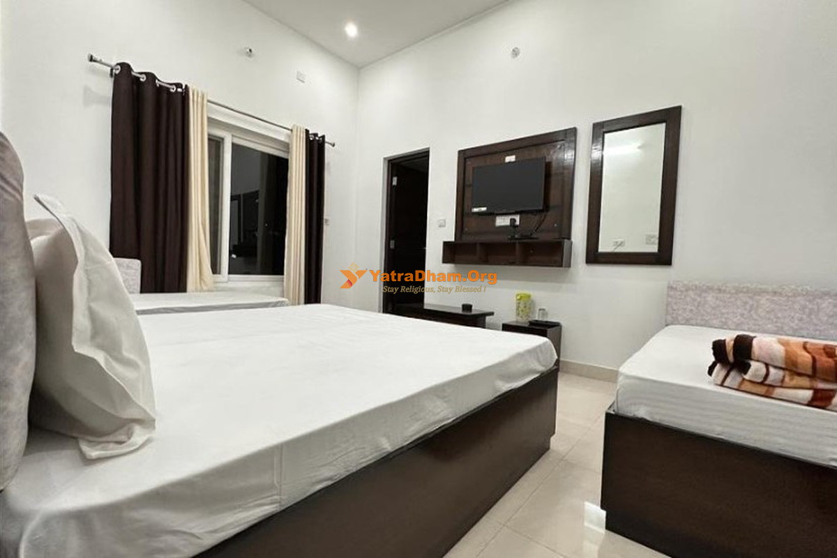 Atulya Home Stay Uttarkashi 4 Bed Room 