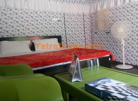 Ganeshpur Hotel Toorani Uttarkashi Room