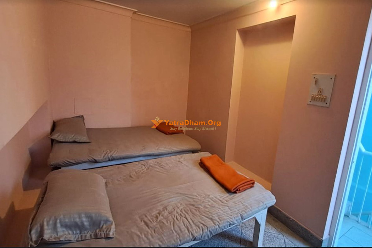 Aditya Ashram Sewa Samiti Varanasi 2 Bed Room