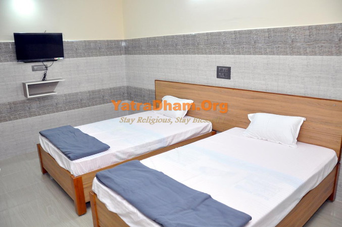 Varun Residency Kanipakam 2 Bed AC Room