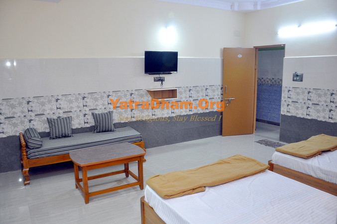 Varun Residency Kanipakam 2 Bed AC Room