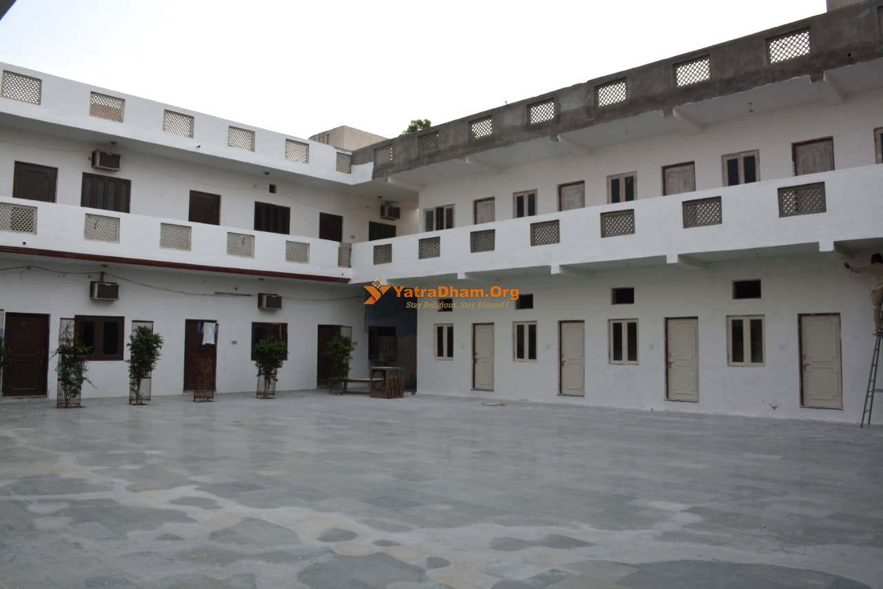Krishna Vatika Ashram Vrindavan Building