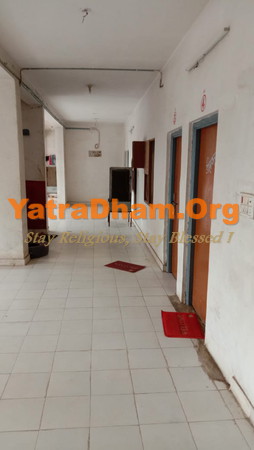 Chitrakoot Sri Palimat Ashram Pejawara Mutt Room View 4