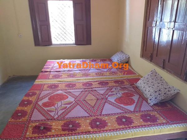 Dandi Anna Kshetra Ashram Mumukshu Seva Trust Gangotri Room