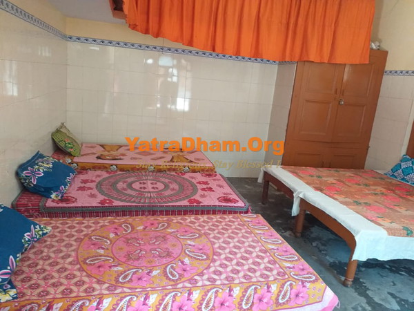 Dandi Anna Kshetra Ashram Mumukshu Seva Trust Gangotri Room