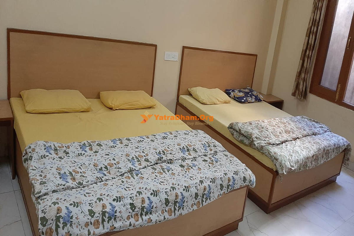 Butail Dharamshala Shimla 3 Bed Room