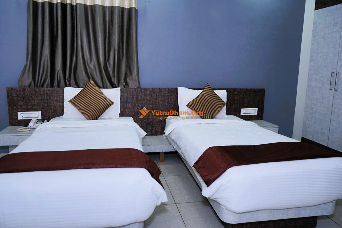 Hotel Parth Inn Dwarka 2 Bed Room