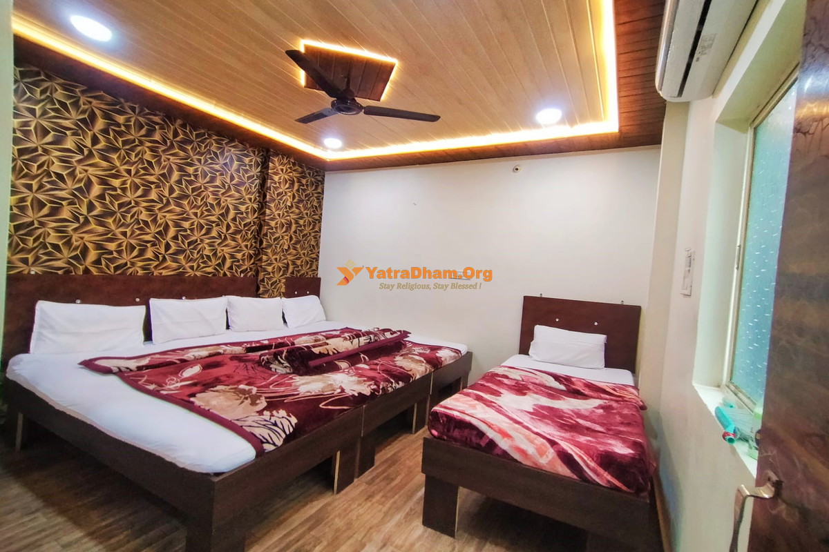 Hotel Shree Radhe Krishna Palace Ujjain Room