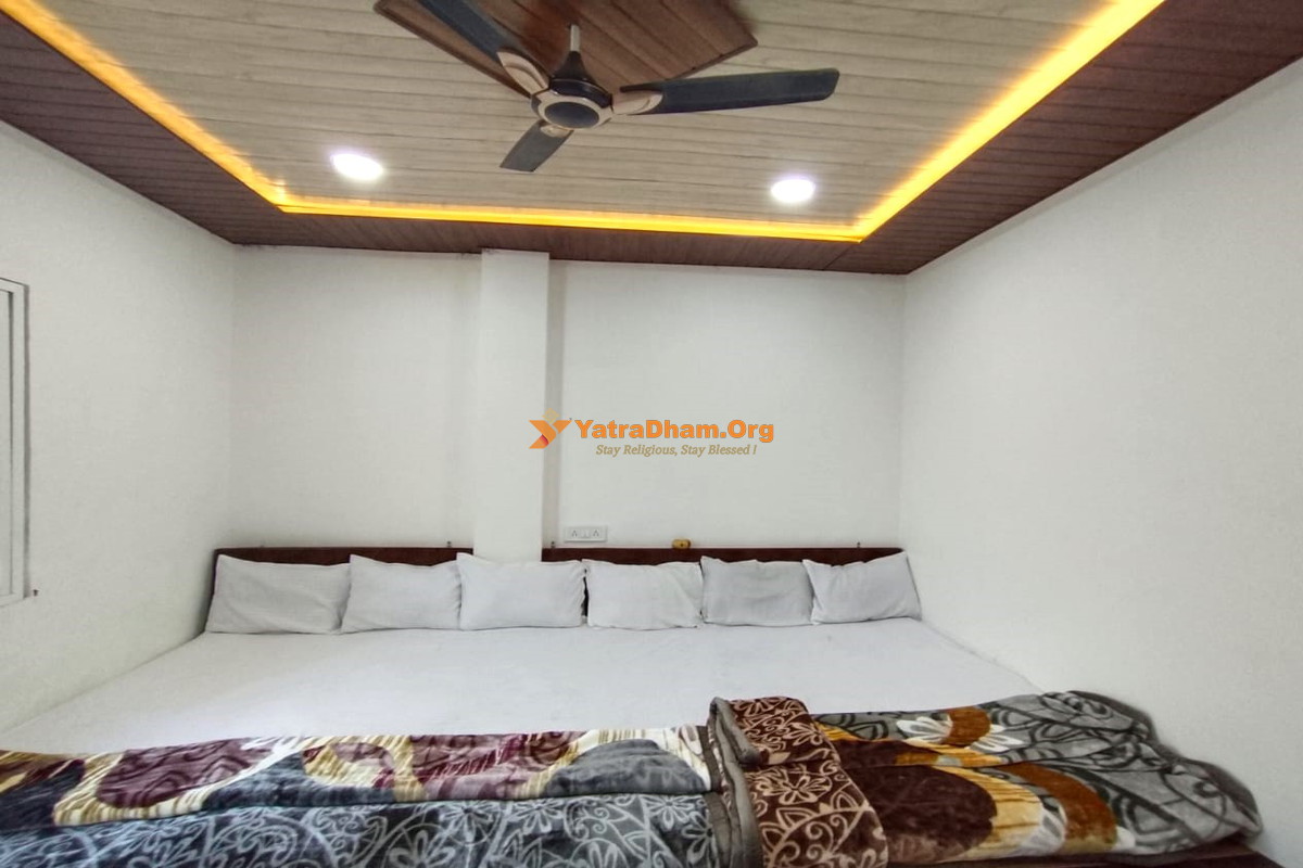 Hotel Shree Radhe Krishna Palace Ujjain Room