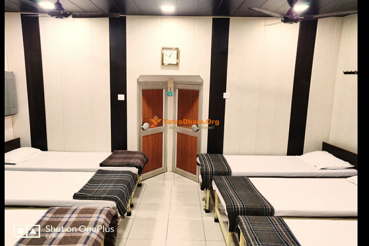 Roop Guest House Lucknow Hall