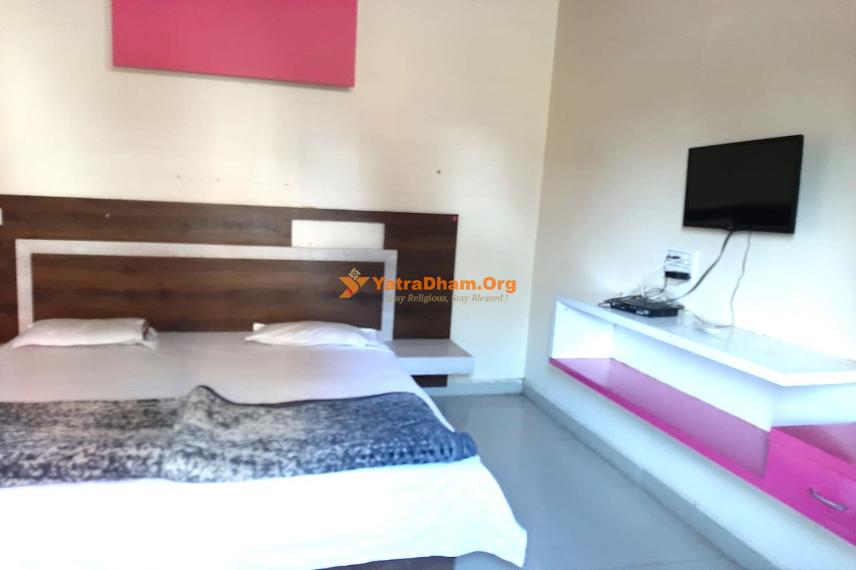 Shri Krupa Bhakta Nivas Aundha Nagnath 2 Bed Room