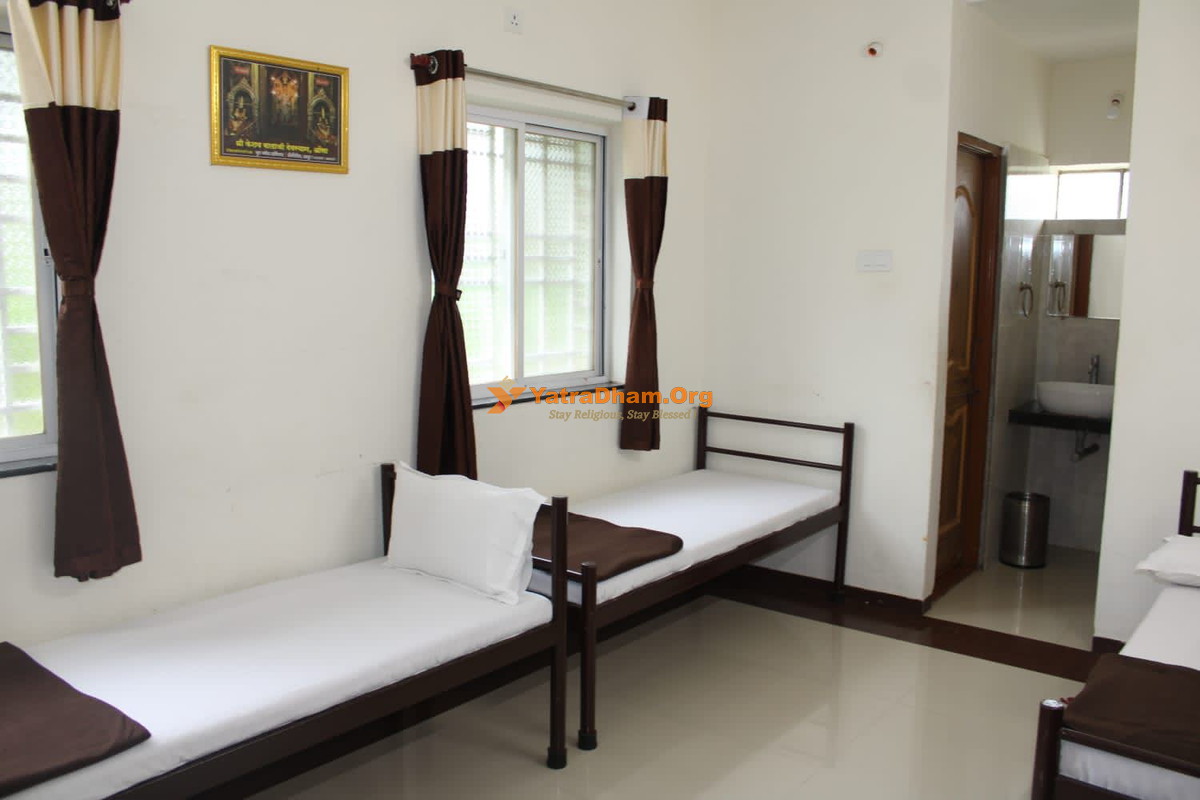 Shri Keshav Balaji Devasthan Ausa 4 Bed Room