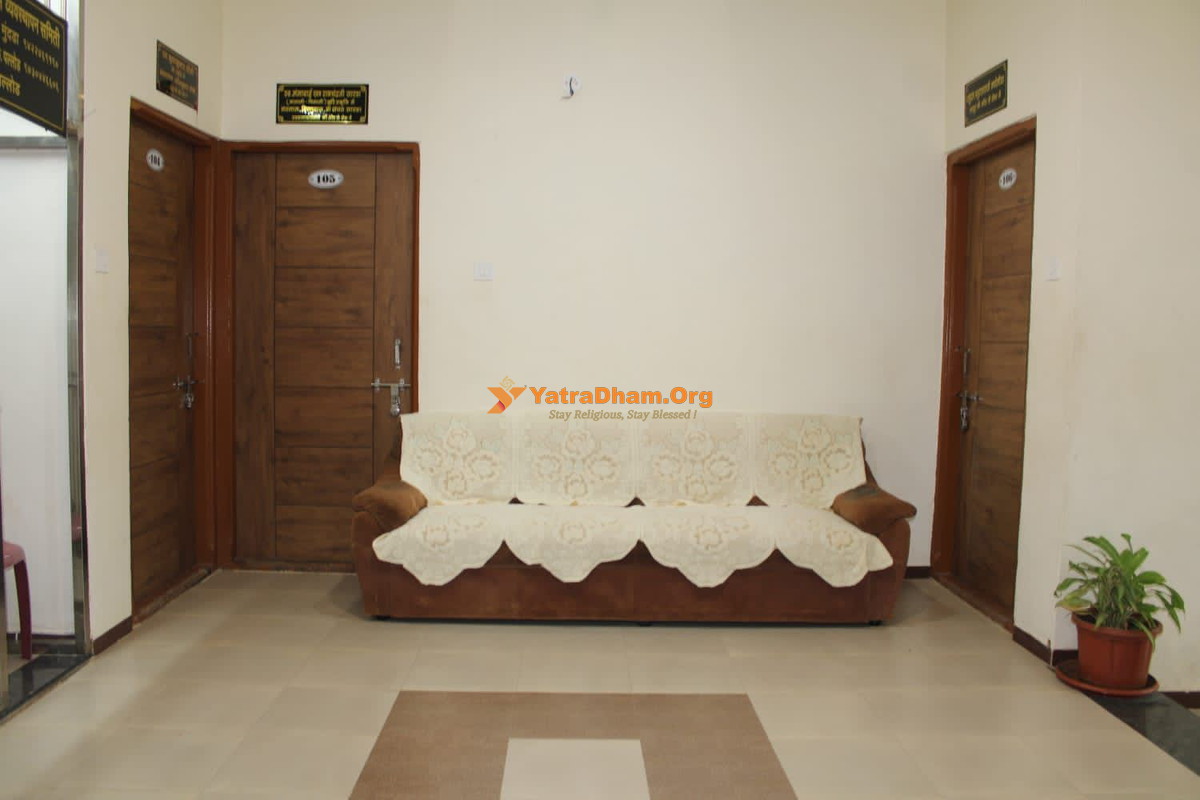 Shri Keshav Balaji Devasthan Ausa Seating Area