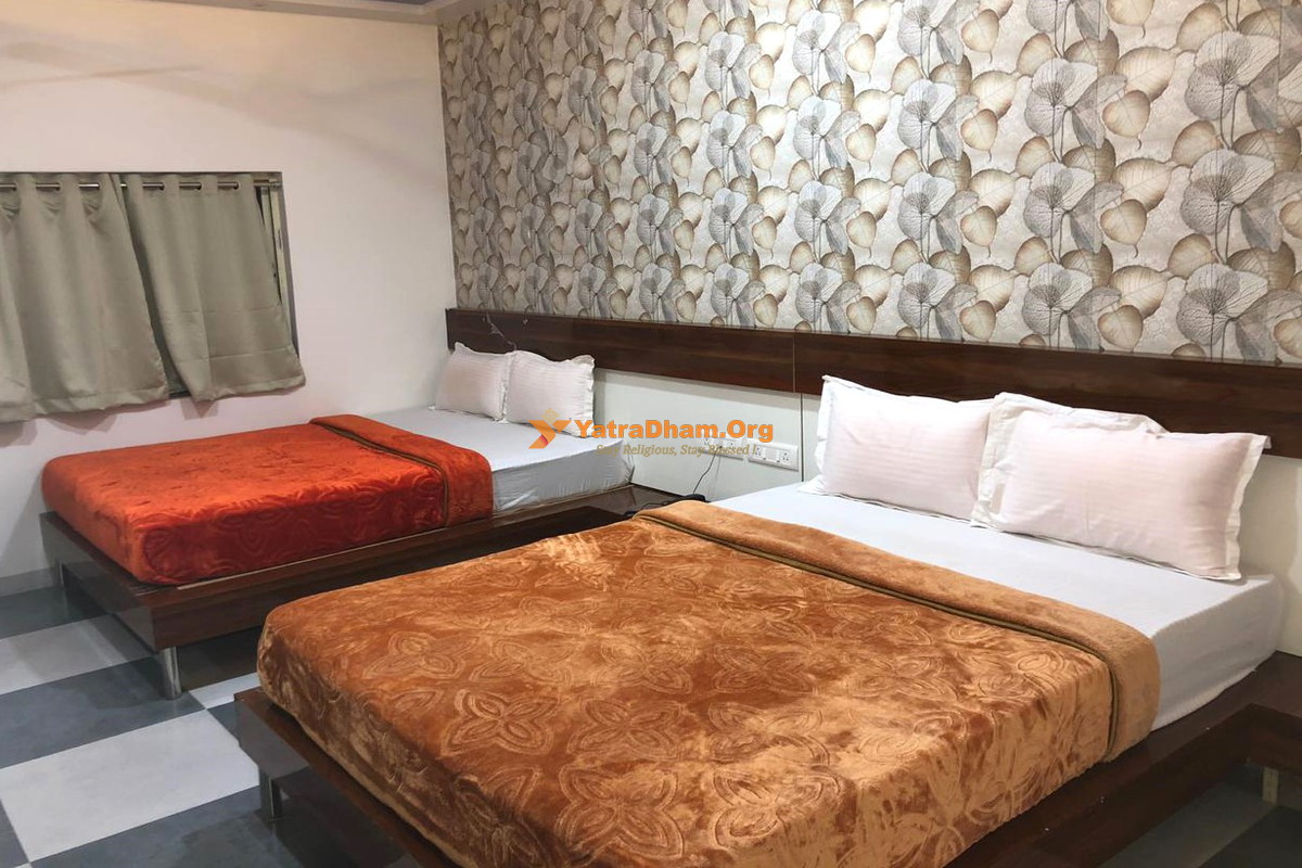 Hotel Great Annapurna Khuldabad 4 Bed Room