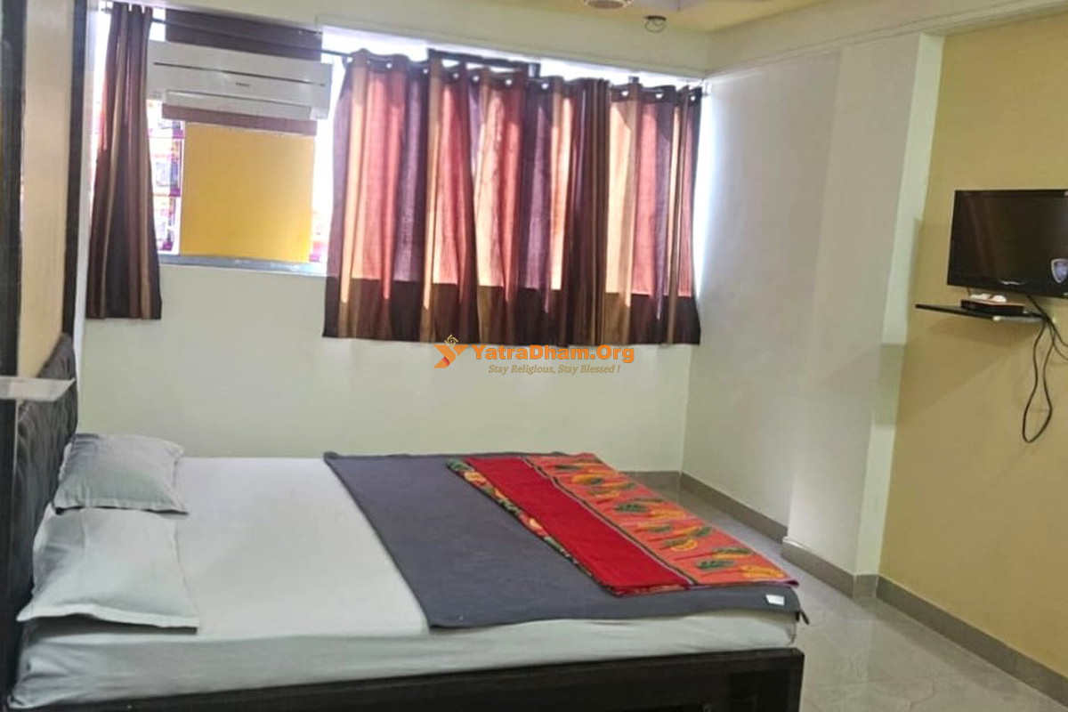 Hotel Sahil Lodge Akkalkot 2 Bed Room