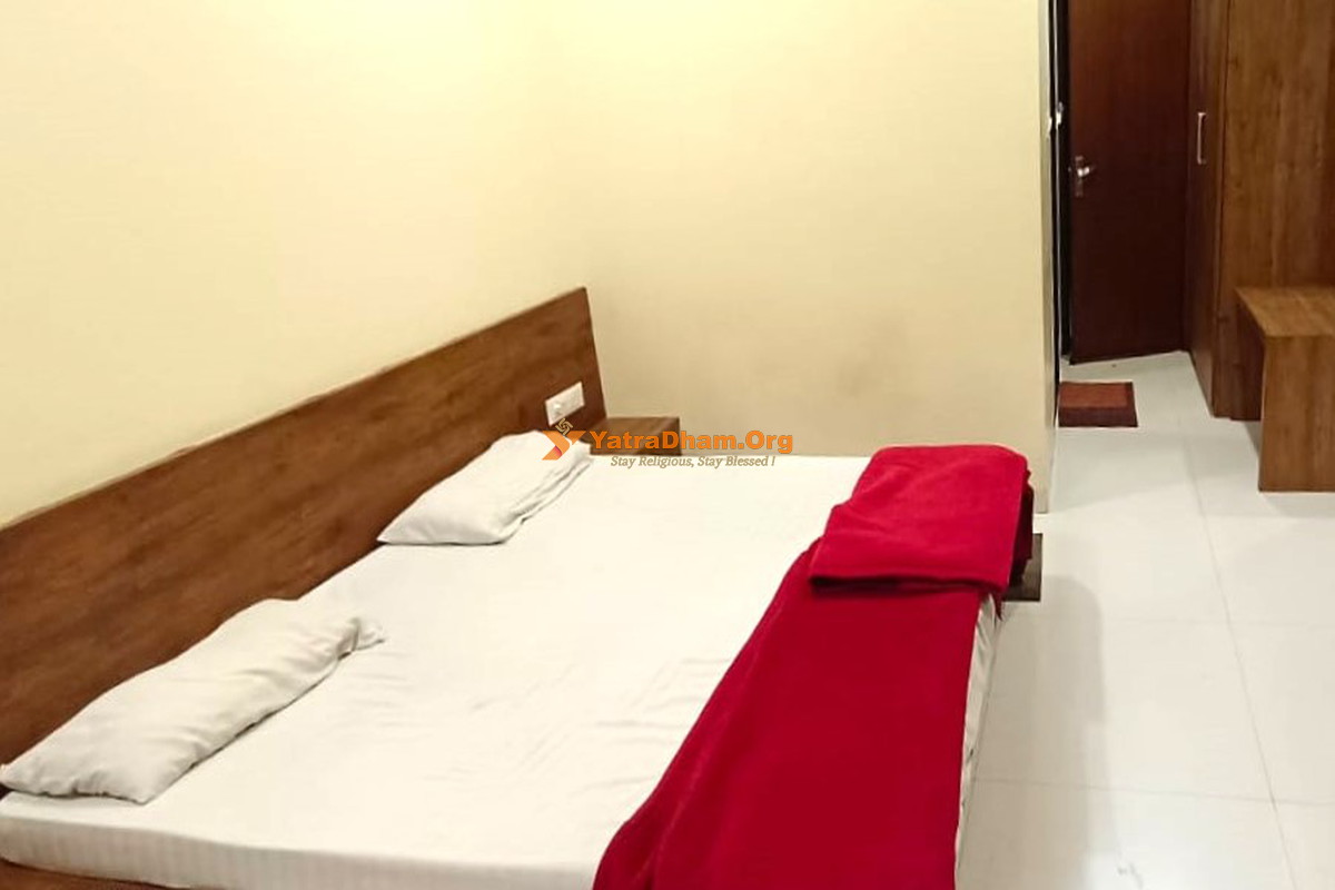 Nasiya Jain Dharamshala Indore 2 Bed Room