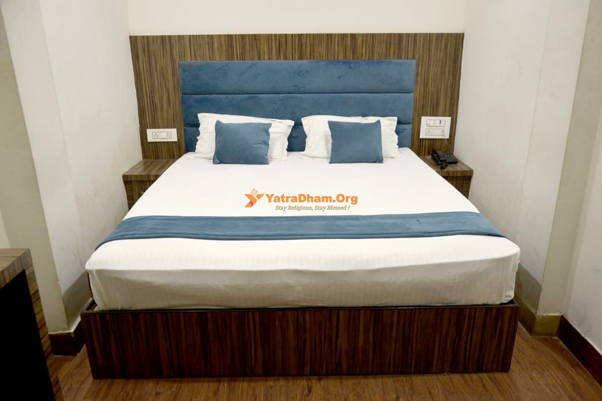 Hotel Vaishali Prayagraj (Allahabad) 2 Bed Room